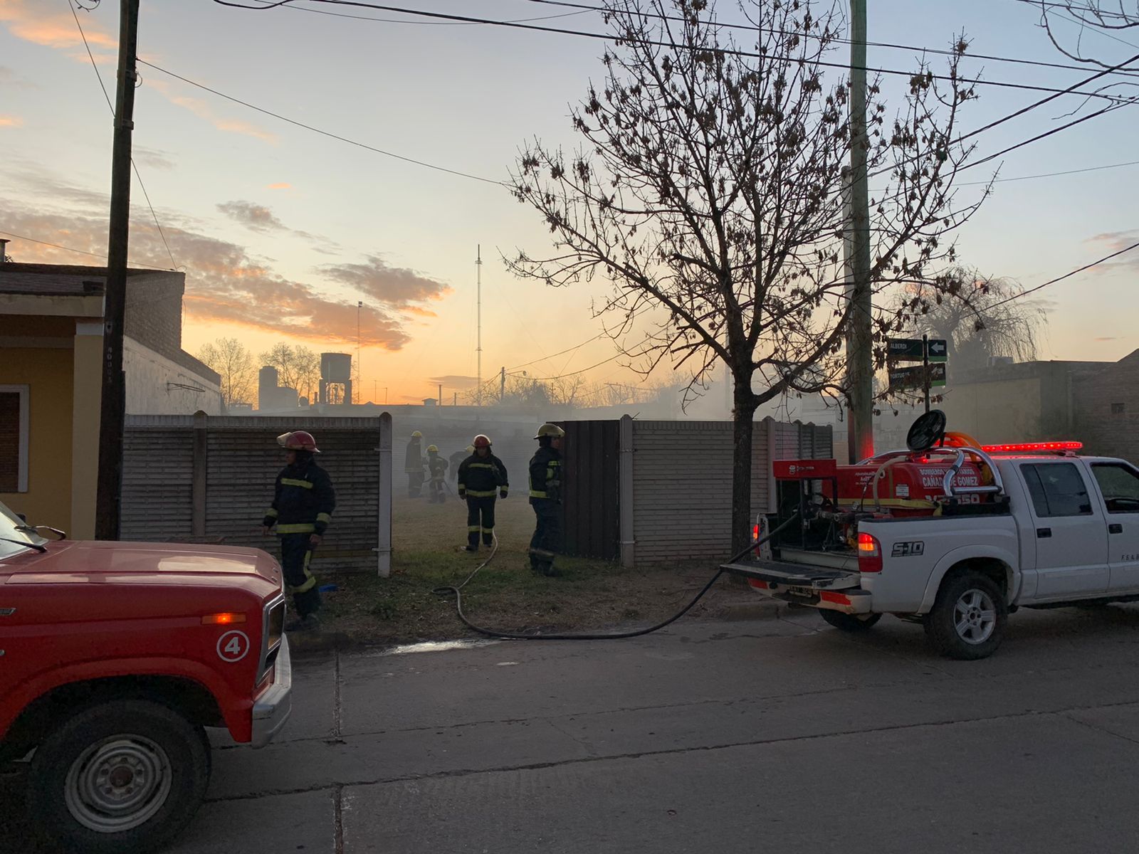 Video Incendio De Pastizales En Medio De La Ciudad Diario La Imprenta