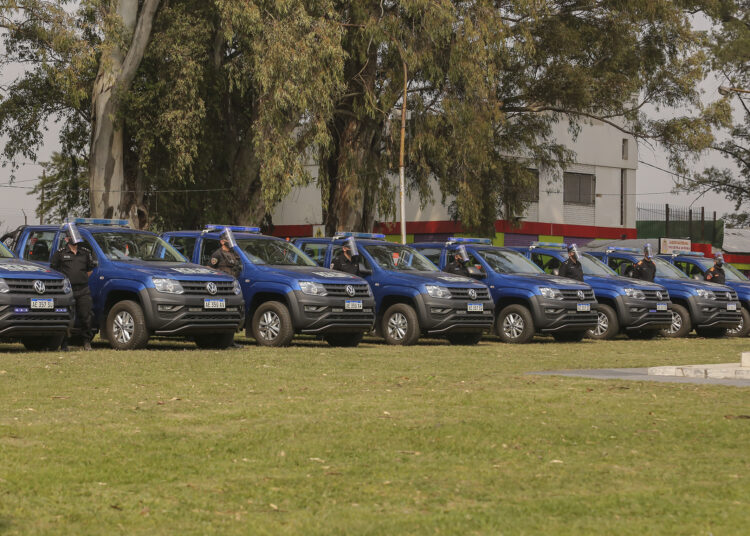 Rosario: El gobierno provincial entregó 24 nuevos móviles a la Unidad Regional II para patrullar la ciudad