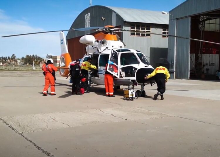 [VIDEO] Emergencia en el mar: Prefectura aeroevacuó a un tripulante enfermo