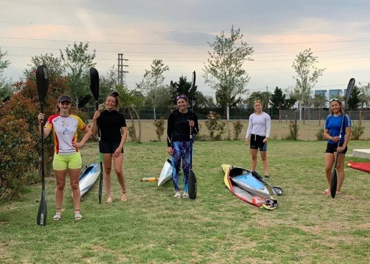 El equipo Sub 21 femenino de canotaje se concentra en Santa Fe
