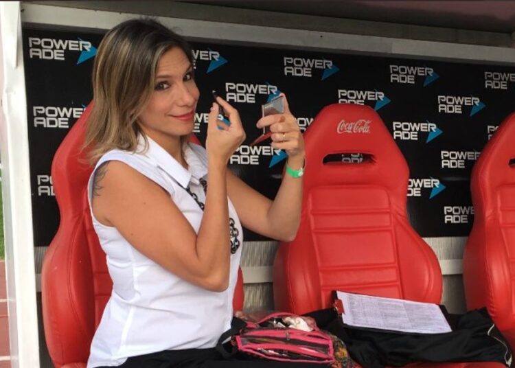Ángela Lerena, la primera mujer que comentará fútbol en la TV argentina