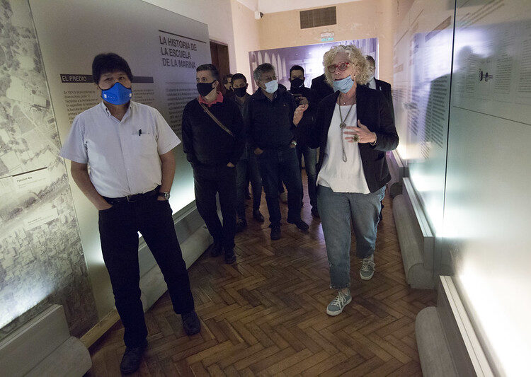 El expresidente boliviano Evo Morales recorrió el Museo ESMA