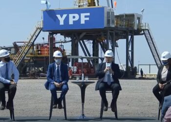 Alberto Fernández: “Debemos entender la importancia de que el Estado se asocie a empresarios y trabajadores”