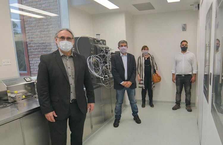 Investigadores argentinos neutralizan el coronavirus con anticuerpos derivados de llamas y huevos