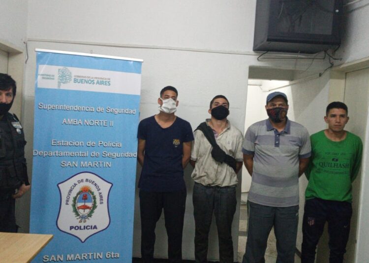 Villa Maipú: Fue detenida una banda de desarmadores de trenes