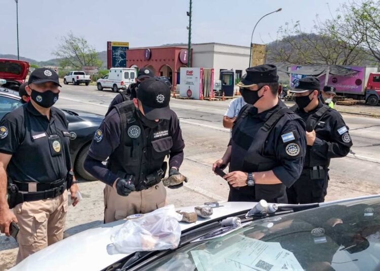 Salta: La PSA desbarató una organización criminal que traficaba pasta base