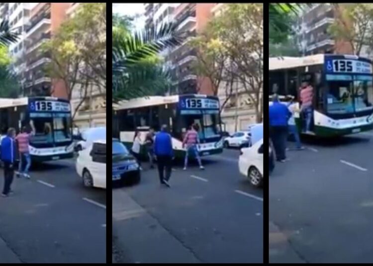 [Video] Buenos Aires: Violento automovilista golpeó a chofer de colectivo