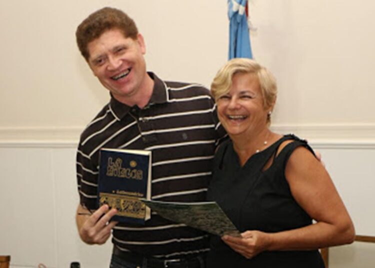 Covid: La intendenta de Cañada de Gómez utilizó 3 de los 4 hisopados del Hospital para vacacionar con su familia