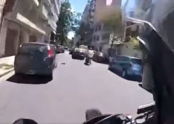 [Video] Rosario: Persecución policial y captura de ladrones arrebatadores de celulares