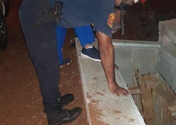 Misiones: Rescataron a un hombre que cayó a una alcantarilla en Posadas