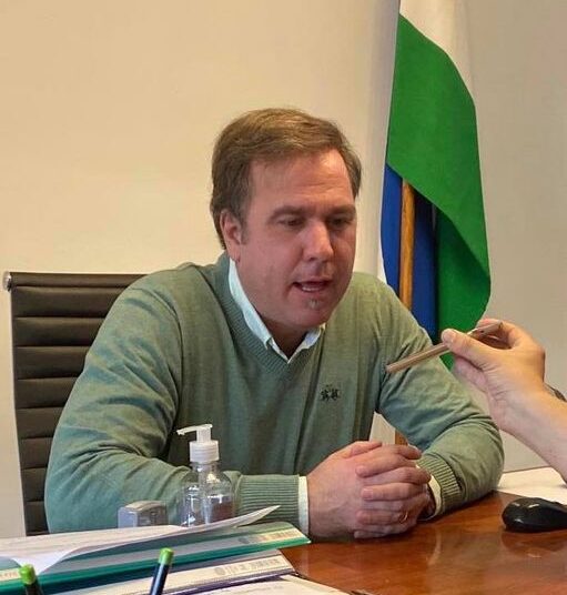 Río Negro: Encapuchados y armados intentaron secuestrar al intendente de El Bolsón