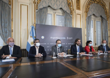 El Gobierno anunció una línea de créditos para los médicos y médicas del PAMI