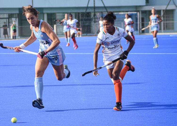 Las Leonas empataron con India en su último amistoso en el CeNARD