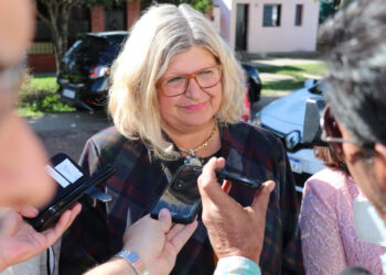 Socialistas piden que se conozca el plan de clases presenciales y virtuales para el 2021