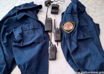 Córdoba: Detienen a un Cabo 1° y 5 falsos policías que cometían delitos vestidos con uniforme de la fuerza