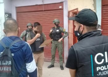 Allanamientos y detenciones por distribución de material de explotación sexual de infantes, abuso sexual infantil y grooming