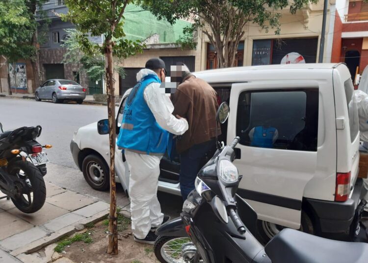 CABA: Detienen y condenan a 6 años de prisión a un médico dermatólogo por distribuir material de explotación sexual infantil