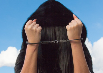 Cañada de Gómez: detienen en la vía pública a una mujer mayor y una menor con estupefacientes