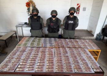 Gendarmes secuestraron estupefacientes, armas de fuego y dinero en efectivo