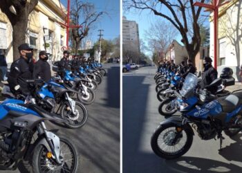 Entregaron 8 motos 0 km a las dependencias policiales del Departamento Iriondo