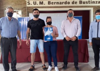 FONAVI: El gobierno santafesino entregó escrituras en Bustinza y Cañada de Gómez