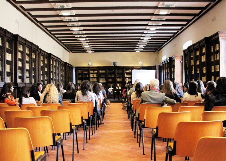 Docentes de diferentes instituciones secundarias de Cañada de Gómez manifestaron su descontento con la circular Nº 8/21