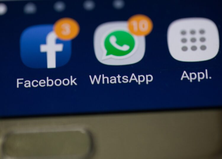 El gobierno nacional multó por $5 millones a Facebook Argentina por cláusulas abusivas en los términos de uso de Whatsapp