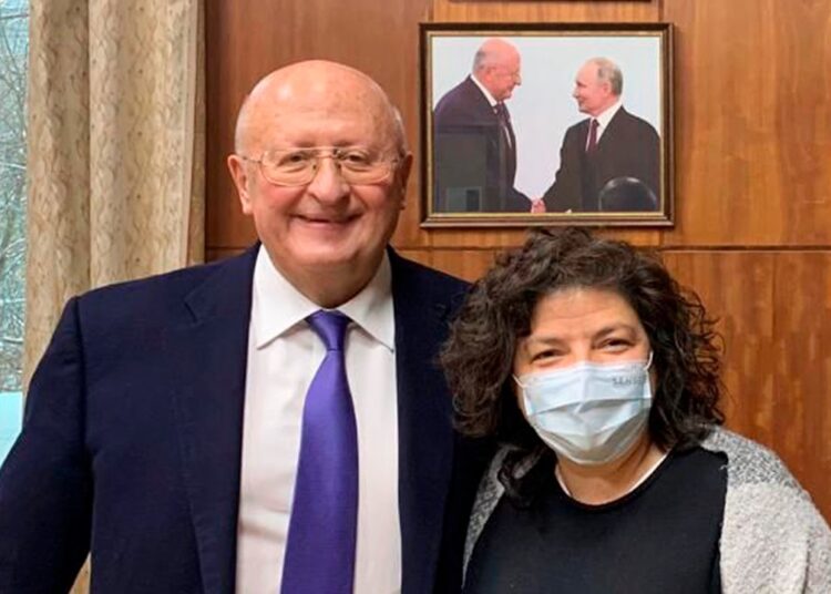 Carla Vizzotti viajó a la Federación Rusa para fortalecer la cooperación ante la pandemia