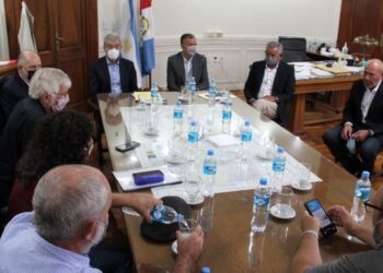 El gobierno santafesino presentó su propuesta salarial a los gremios de la administración central
