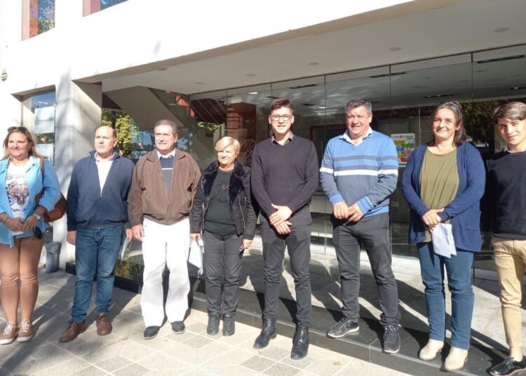 Movilidad Educativa Rural 2022: Municipios y Comunas de Iriondo firmaron un convenio su implementación