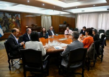 Reunión del gabinete económico en el Ministerio de Economía