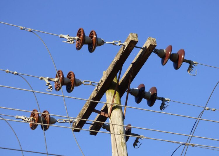 Un menor fue aprehendido por estar involucrado en robo de cables del tendido eléctrico del predio de AFA