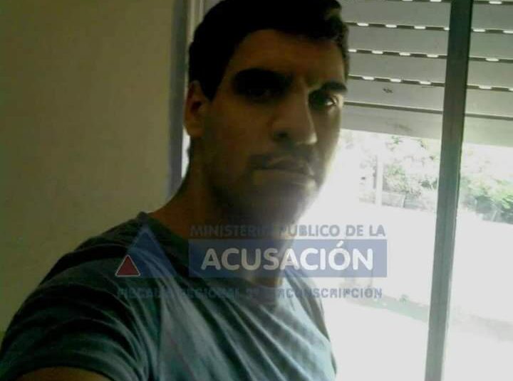 Buscan desesperadamente a un joven de Funes