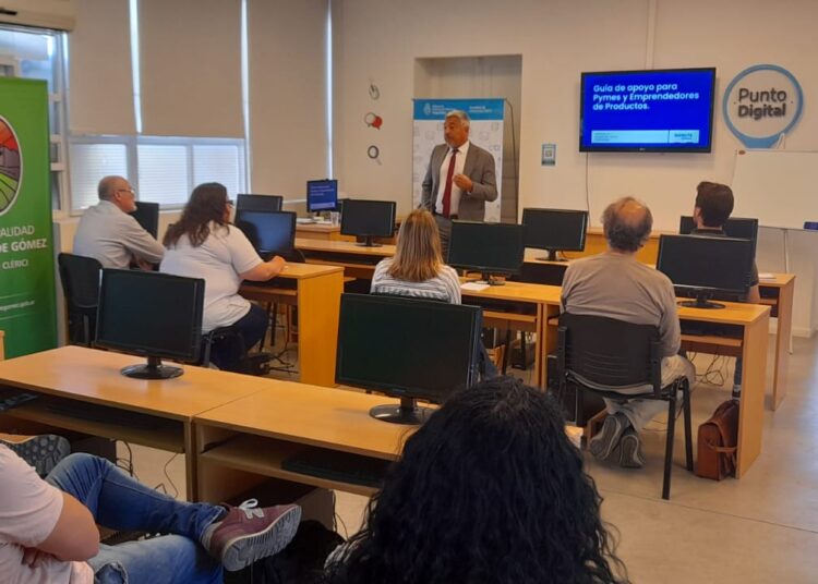 Jornada de capacitación del Programa Ciudad Exportadora en Cañada de Gómez