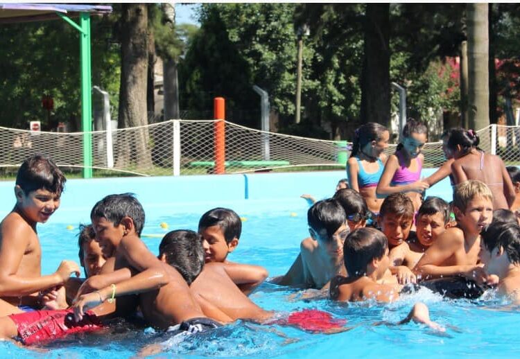 Comienza la temporada de verano de los natatorios municipales