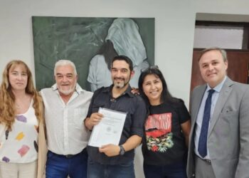 El gobierno santafesino entregó la partida de nacimiento al nieto recuperado N° 120