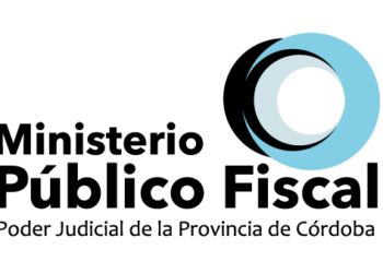 Córdoba: Descubren detrás de una heladera una puerta “secreta” que llevaba a un invernadero de marihuana