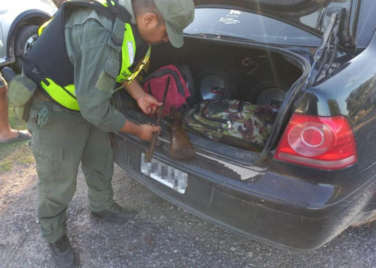 San Cristóbal (Santa Fe): Trasladaba ilegalmente dos escopetas en un vehículo