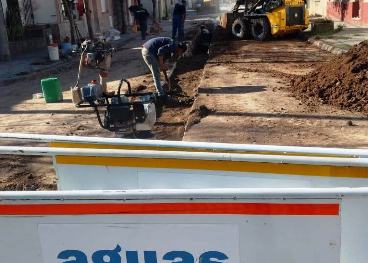 Cañada de Gómez: Aguas Santafesinas renueva la red colectora en calle Beresiartu al 700