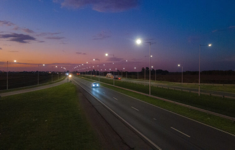 Repavimentación e iluminación para el acceso a Villa Constitución sobre la RN 9