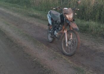 Montes de Oca: Caída en solitario de motociclistas en la zona rural