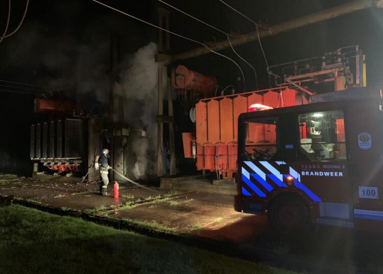 Espectacular incendio en la Estación Transformadora de EPE de Cañada de Gómez
