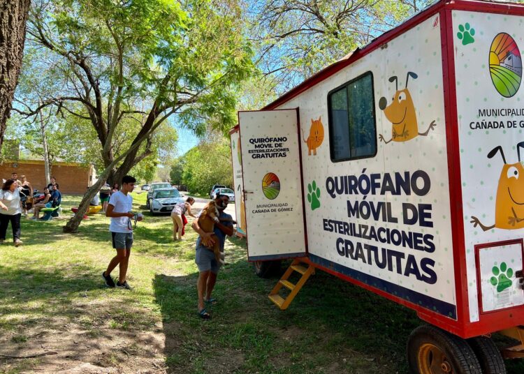 El Quirófano Móvil Municipal comenzó marzo en barrio «Quique»