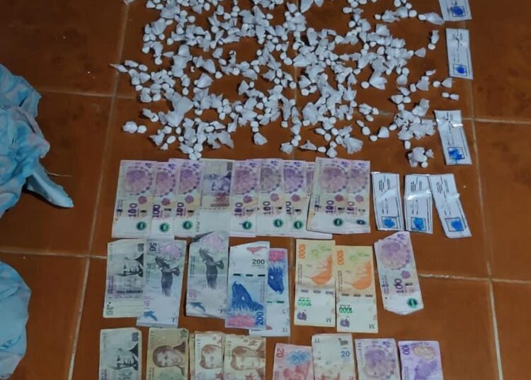 AIC aprehendió a una mujer por narcomenudeo en Cañada de Gómez