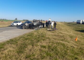 Falleció una mujer en accidente vial en el km 364 de la autopista mano a Rosario