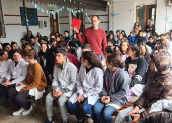 Rasetto lanzó las jornadas de prevención contra el bullying, acoso y ciberacoso en las escuelas de Iriondo