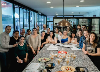 El senador Hugo Rasetto entregó diplomas a nuevos ayudantes de cocina en Cañada de Gómez