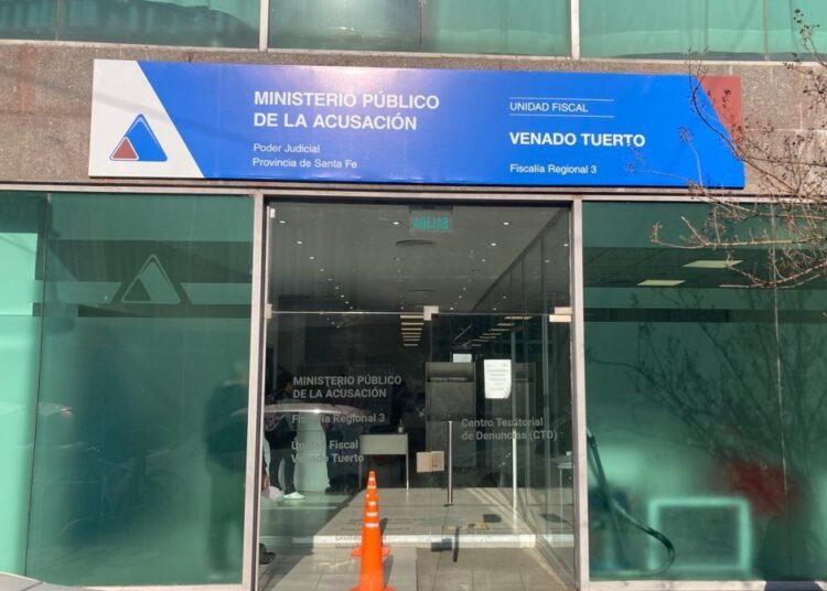 Venado Tuerto: Imputaron a dos policías que son investigados por haber agredido con golpes de puño a un adolescente en la vía pública