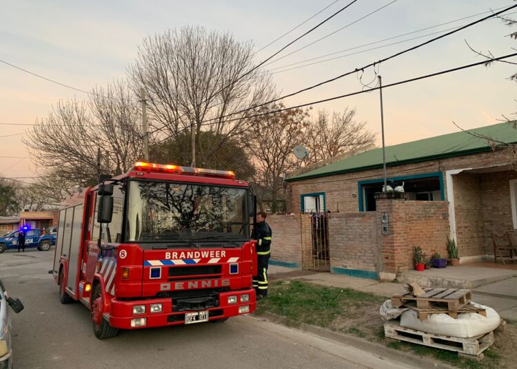 Se incendió el dormitorio de una vivienda en Cañada de Gómez