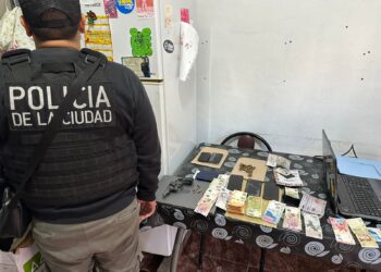 CABA: Desbaratan una banda de menores de edad con armas, municiones y drogas en el barrio Ramón Carrillo